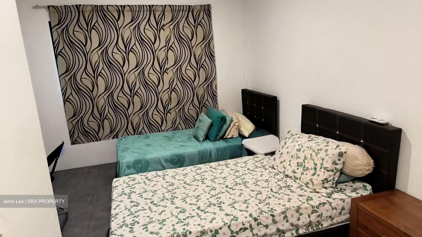 Changi Road (D14), Shop House #626047051